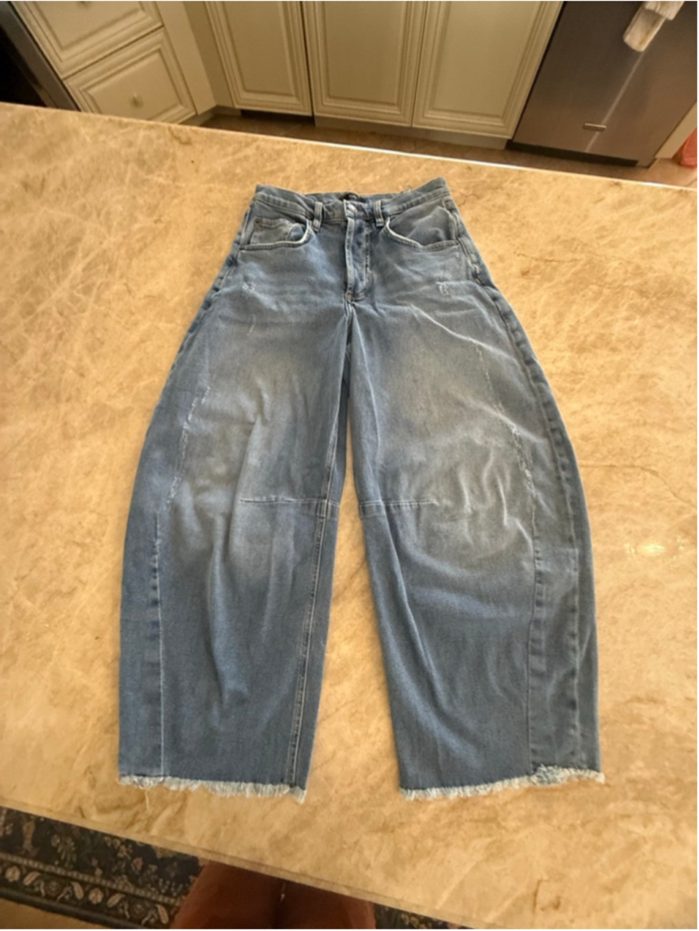 RUTI BARREL FEARLESS 2.0 wide leg Blue Distressed Jeans Size 4